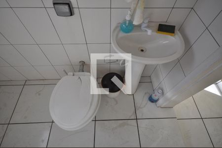 Banheiro de casa para alugar com 1 quarto, 35m² em Vila Constança, São Paulo