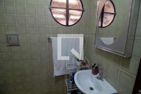 Banheiro de casa à venda com 3 quartos, 250m² em Vila São Francisco (zona Sul), São Paulo