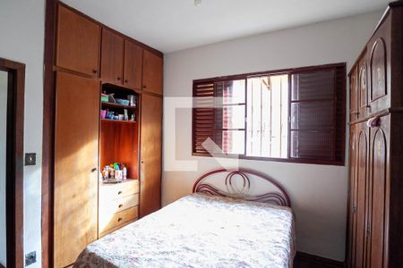 Casa à venda com 200m², 3 quartos e 3 vagasQuarto 3