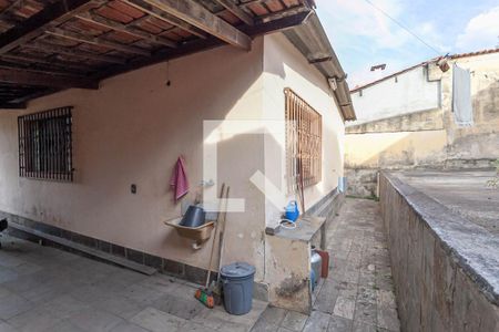Casa à venda com 200m², 3 quartos e 3 vagasQuintal