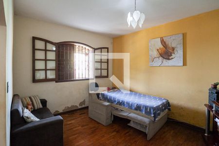 Sala 1 de casa à venda com 3 quartos, 200m² em Jardim Guanabara, Belo Horizonte