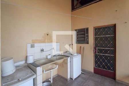 Casa à venda com 200m², 3 quartos e 3 vagasÁrea de serviço