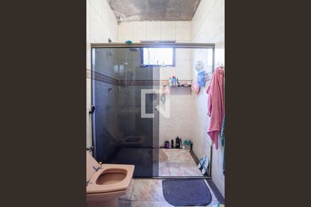 Casa à venda com 200m², 3 quartos e 3 vagasBanheiro social 