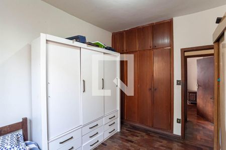 Casa à venda com 200m², 3 quartos e 3 vagasQuarto 2