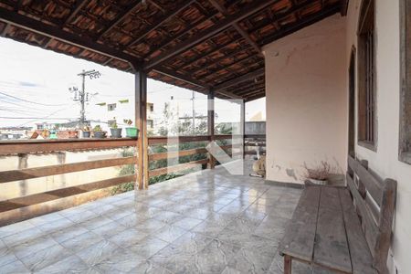 Casa à venda com 200m², 3 quartos e 3 vagasVaranda 