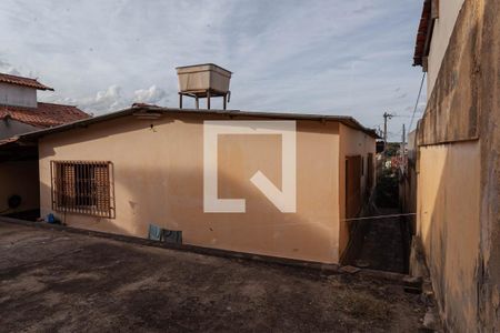 Casa à venda com 200m², 3 quartos e 3 vagasQuintal