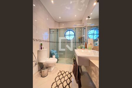 Banheiro Social de casa para alugar com 3 quartos, 255m² em Mirandópolis, São Paulo
