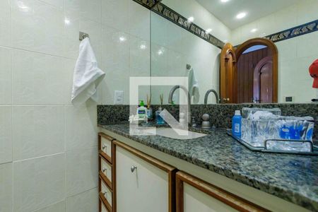 Apartamento à venda com 565m², 4 quartos e 3 vagasBanheiro