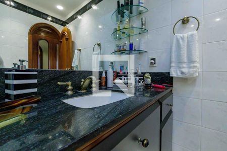 Apartamento à venda com 565m², 4 quartos e 3 vagasBanheiro Suíte 1