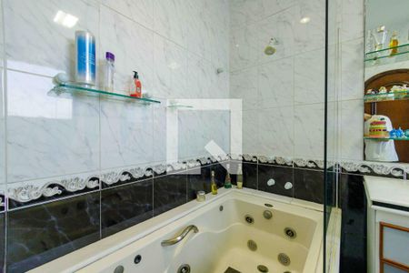 Apartamento à venda com 565m², 4 quartos e 3 vagasBanheiro Suíte 2 Cobertura