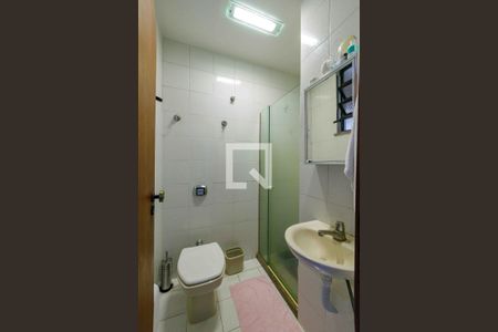 Apartamento à venda com 565m², 4 quartos e 3 vagasBanheiro de Serviço