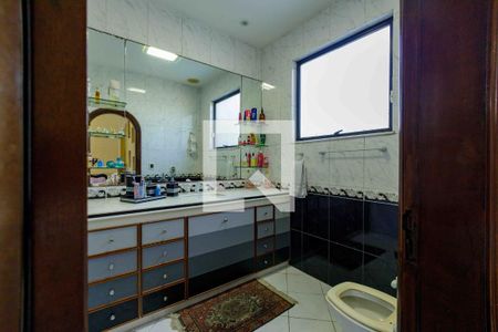 Apartamento à venda com 565m², 4 quartos e 3 vagasBanheiro Suíte 2 Cobertura