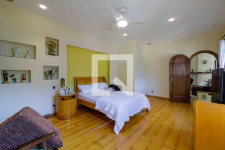 Apartamento à venda com 565m², 4 quartos e 3 vagasSuíte 2 Cobertura