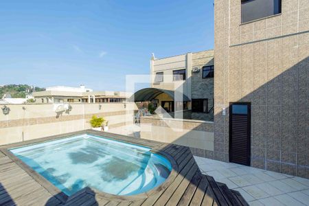 Apartamento à venda com 565m², 4 quartos e 3 vagasQuintal