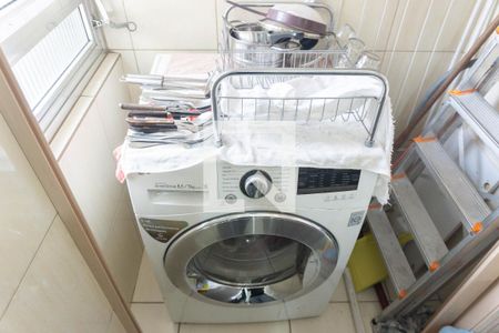 Apartamento à venda com 46m², 1 quarto e sem vagaCozinha e Área de Serviço