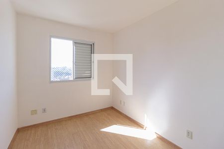 Quarto 2 de apartamento para alugar com 2 quartos, 48m² em Vila da Oportunidade, Carapicuíba