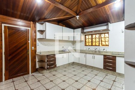 Casa à venda com 315m², 5 quartos e 5 vagasCozinha