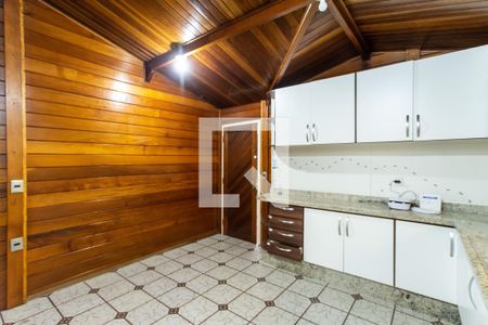Casa à venda com 315m², 5 quartos e 5 vagasCozinha