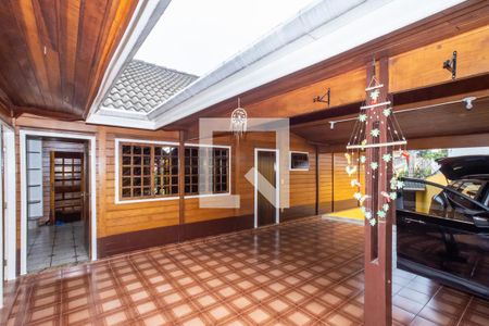 Casa à venda com 315m², 5 quartos e 5 vagasGaragem
