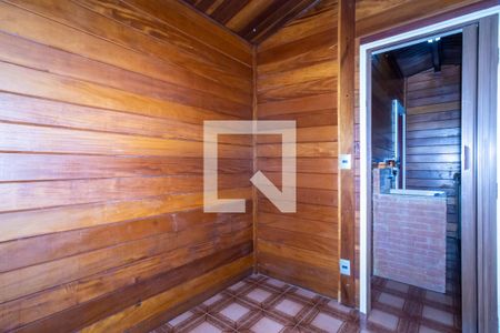 Casa à venda com 315m², 5 quartos e 5 vagasQuarto da área de serviço