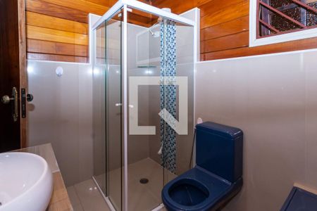 Casa à venda com 315m², 5 quartos e 5 vagasBanheiro da Suíte 1