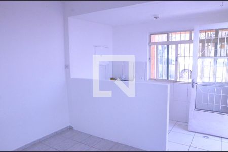 Cozinha de casa para alugar com 1 quarto, 35m² em Quitaúna, Osasco