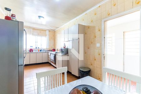 Casa à venda com 200m², 3 quartos e 3 vagas Casa à venda com 200m², 3 quartos e 3 vagasCozinha