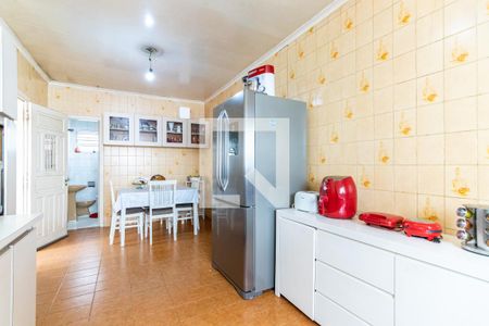 Casa à venda com 200m², 3 quartos e 3 vagas Casa à venda com 200m², 3 quartos e 3 vagasCozinha
