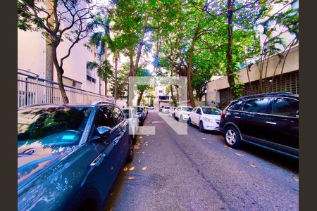 Apartamento para alugar com 70m², 2 quartos e 1 vaga Apartamento para alugar com 70m², 2 quartos e 1 vagaVista da Rua