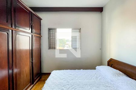 Casa à venda com 310m², 3 quartos e 2 vagasQuarto 2