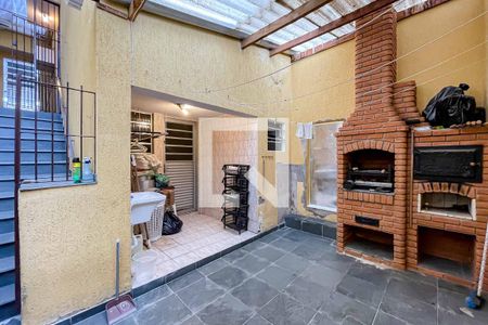 Casa à venda com 310m², 3 quartos e 2 vagasChurrasqueira