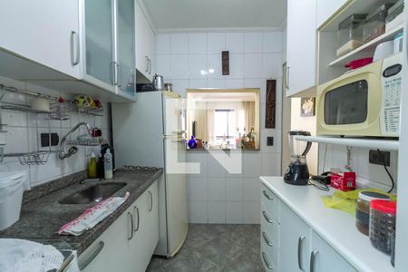 Apartamento para alugar com 65m², 2 quartos e 2 vagas Apartamento para alugar com 65m², 2 quartos e 2 vagasCozinha