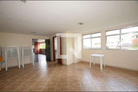 Apartamento para alugar com 55m², 2 quartos e 1 vagaÁrea comum - Salão de festas