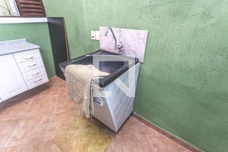 Casa à venda com 188m², 3 quartos e 2 vagasÁrea de serviço