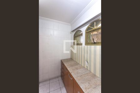 Casa à venda com 188m², 3 quartos e 2 vagasCloset