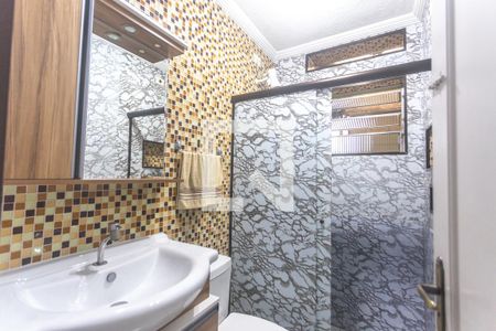 Casa à venda com 188m², 3 quartos e 2 vagasBanheiro