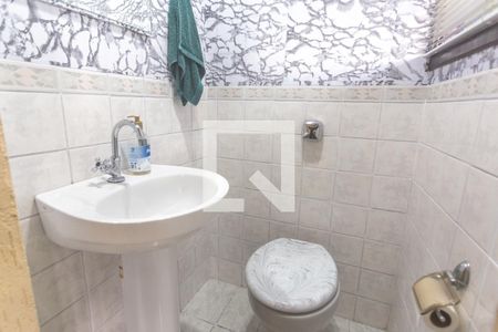 Casa à venda com 188m², 3 quartos e 2 vagasBanheiro