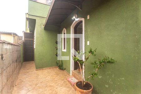 Casa à venda com 188m², 3 quartos e 2 vagasQuintal