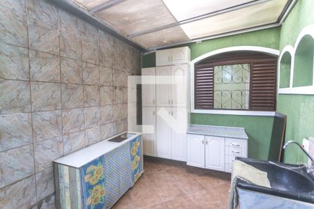 Casa à venda com 188m², 3 quartos e 2 vagasÁrea de serviço