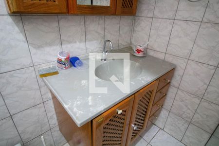 Casa à venda com 250m², 2 quartos e 2 vagasBanheiro