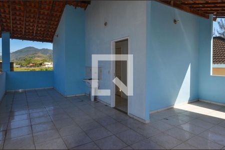 Casa de condomínio à venda com 160m², 3 quartos e 3 vagasÁrea de serviço