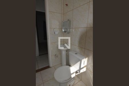 Casa de condomínio à venda com 160m², 3 quartos e 3 vagasBanheiro social