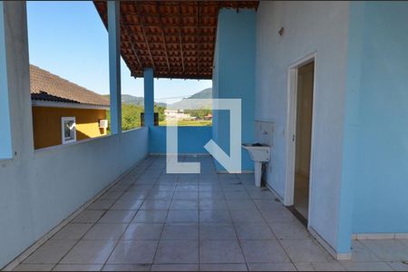Casa de condomínio à venda com 160m², 3 quartos e 3 vagasÁrea de serviço