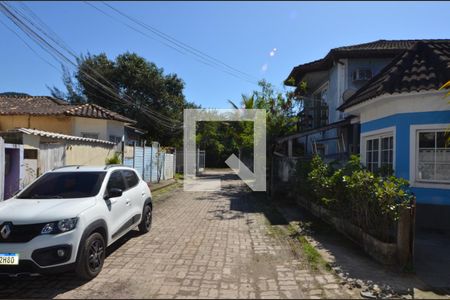 Casa de condomínio à venda com 160m², 3 quartos e 3 vagasVista da Rua