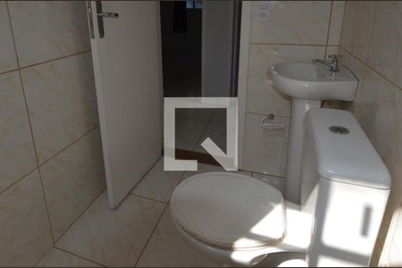 Casa de condomínio à venda com 160m², 3 quartos e 3 vagasBanheiro social