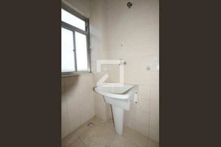 Apartamento para alugar com 80m², 2 quartos e 1 vagaÁrea de Serviço
