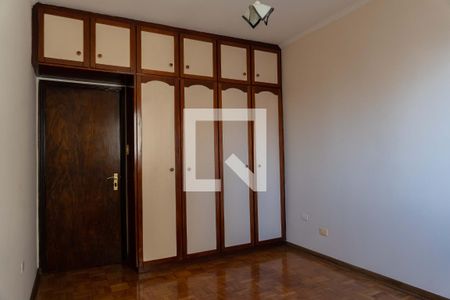 Apartamento à venda com 198m², 3 quartos e 1 vaga Apartamento à venda com 198m², 3 quartos e 1 vagaQuarto 3