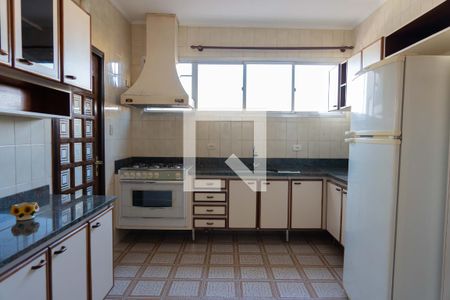 Apartamento à venda com 198m², 3 quartos e 1 vaga Apartamento à venda com 198m², 3 quartos e 1 vagaCozinha