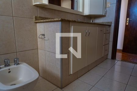 Apartamento à venda com 198m², 3 quartos e 1 vaga Apartamento à venda com 198m², 3 quartos e 1 vagaBanheiro
