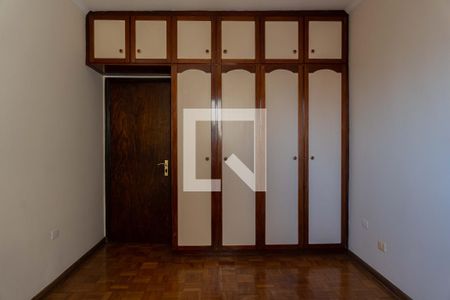 Apartamento à venda com 198m², 3 quartos e 1 vaga Apartamento à venda com 198m², 3 quartos e 1 vagaQuarto 3